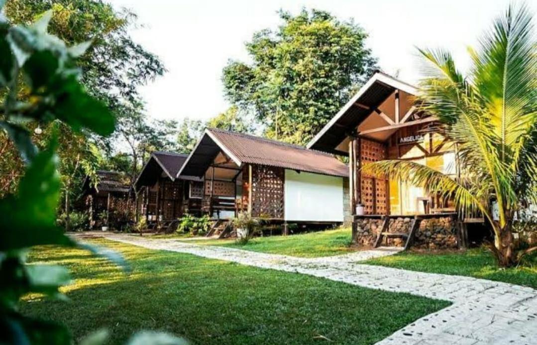 Banlaw Garden Resort Puerto Princesa Exterior foto