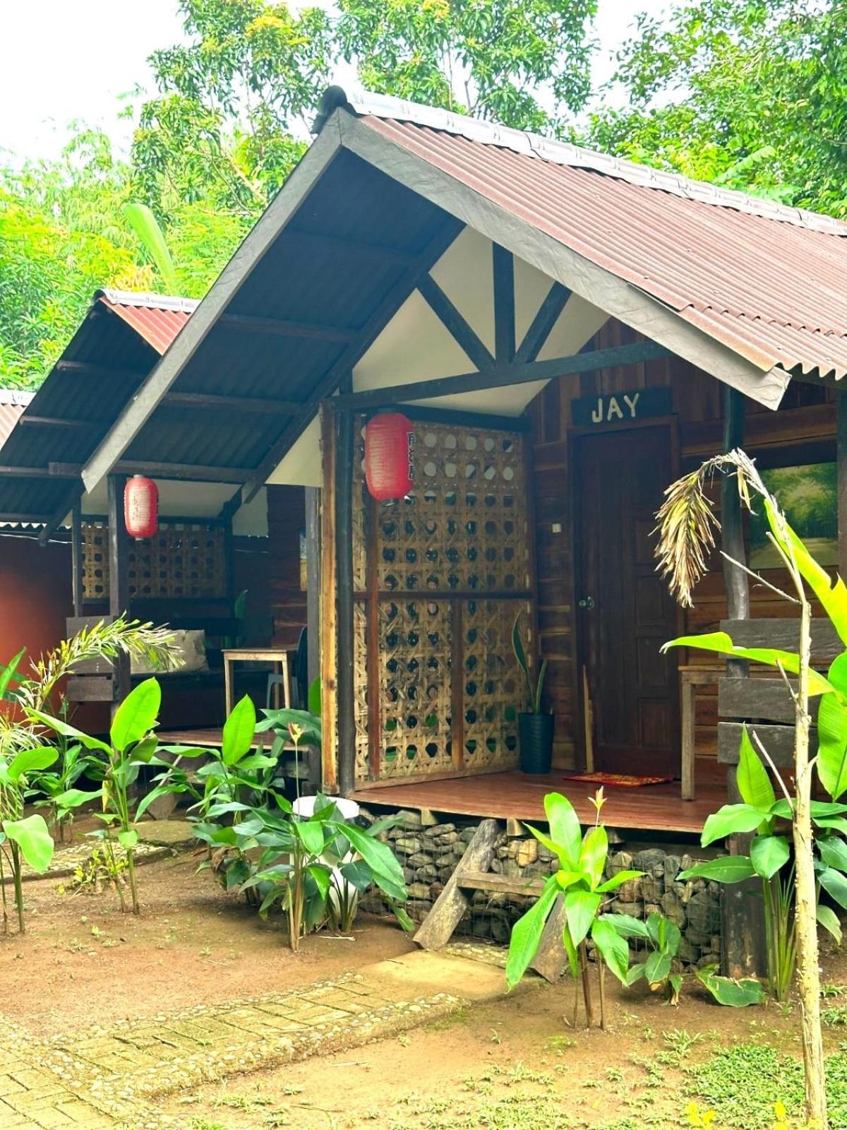Banlaw Garden Resort Puerto Princesa Exterior foto